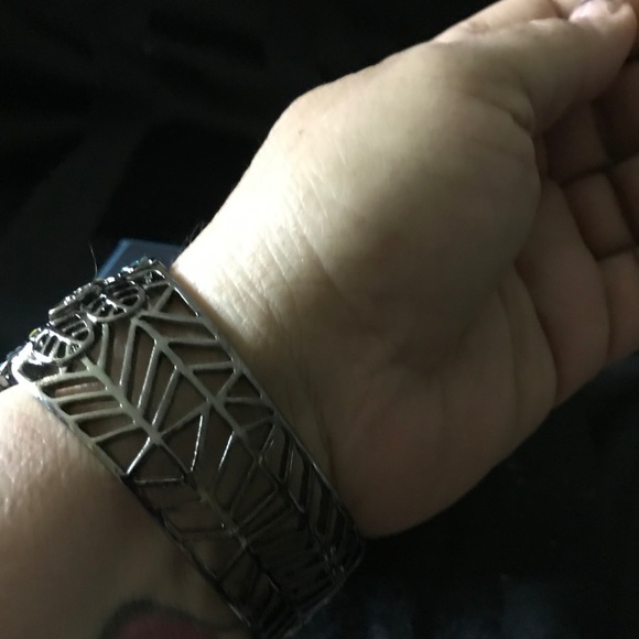 JTV Peacock Bracelet w/stunning Gems - Picture 3 of 6